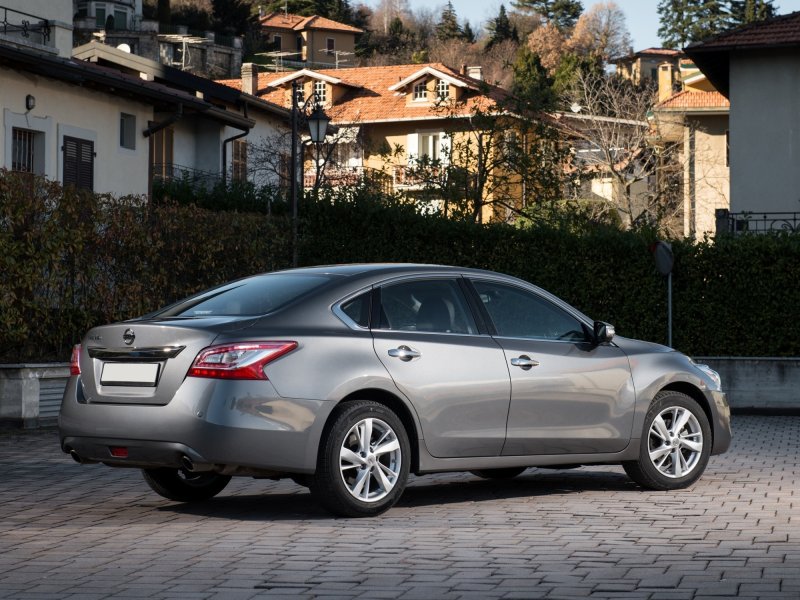 Nissan Teana 2.5