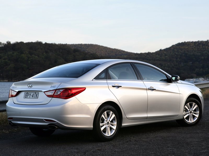 Hyundai Sonata i45