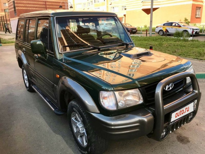 Hyundai Galloper 2