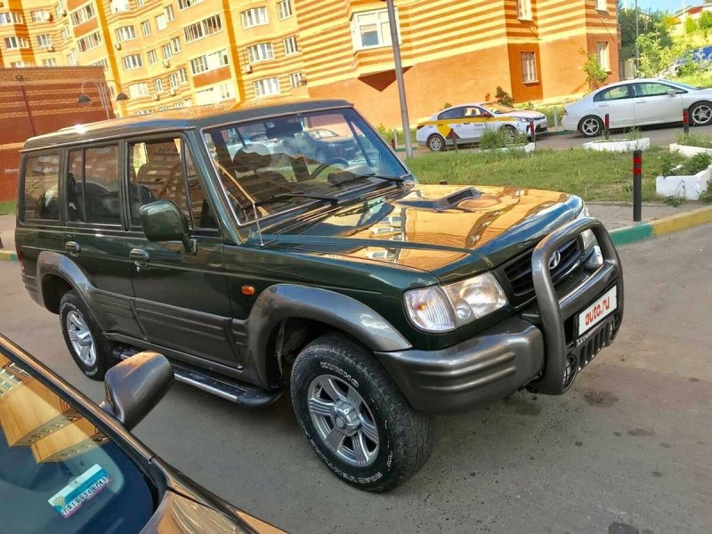 Hyundai Galloper 2