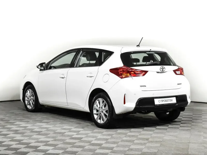 Toyota аурис гибрид