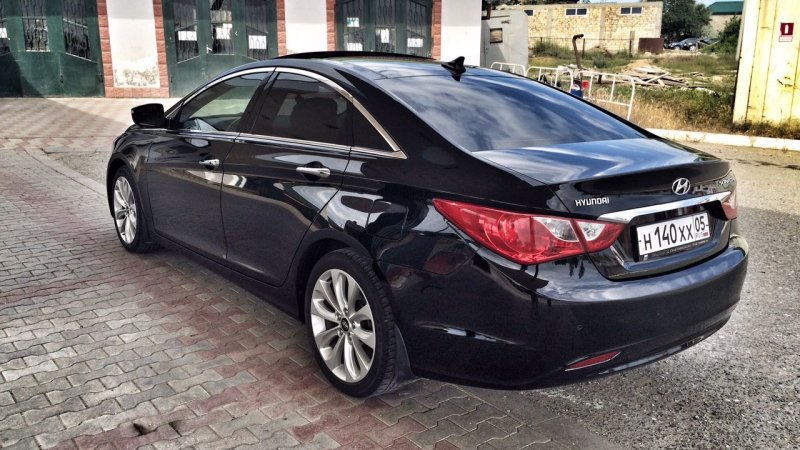 Hyundai Sonata Limited 2011