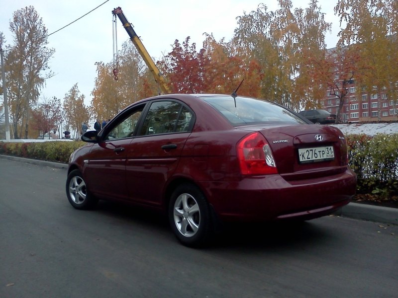 Hyundai Verna III черный