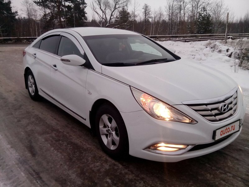 Hyundai Sonata 2011