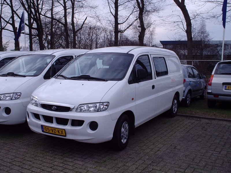 Hyundai h200/ h1/Starex van