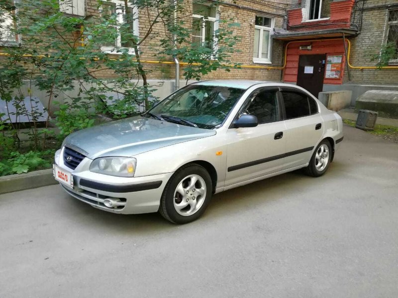 Hyundai Элантра хэтчбек 2003