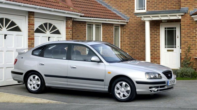 Hyundai Elantra 3