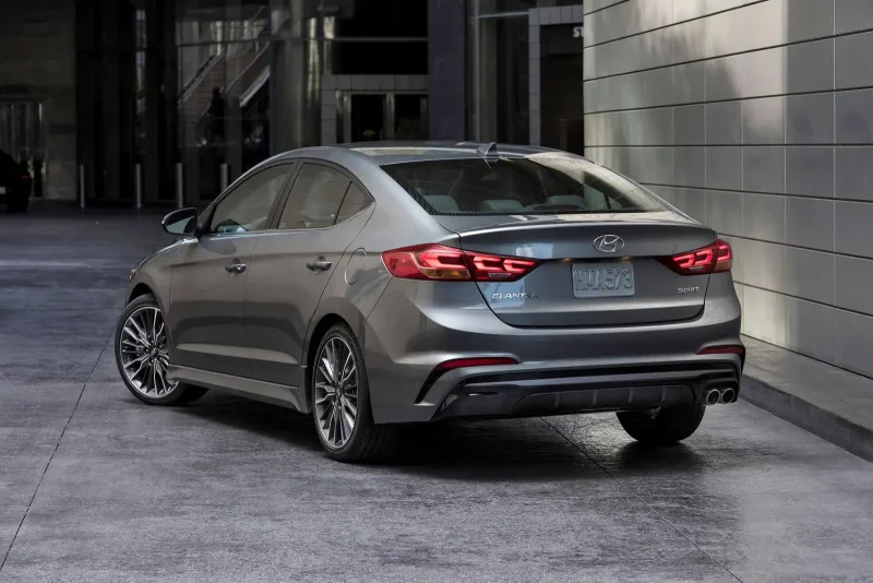 Hyundai Elantra 2018