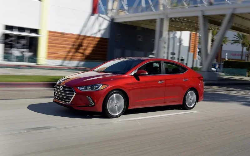 Hyundai Elantra 2017 серая