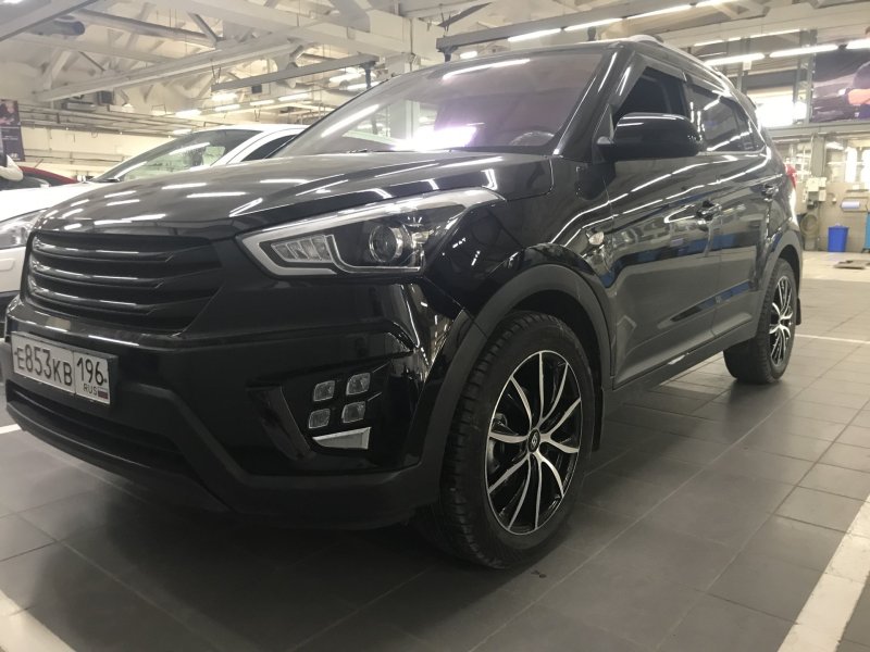 Hyundai Creta черный с обвесами
