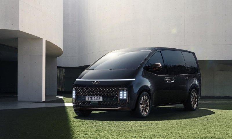 Hyundai Staria 2022