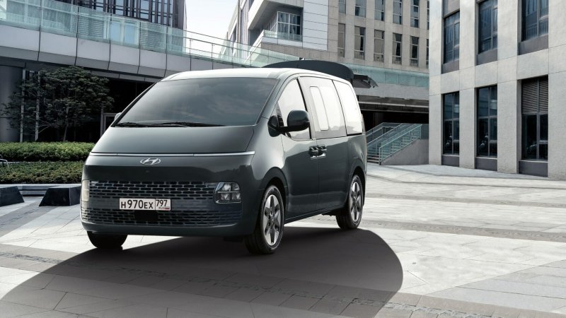 Hyundai Staria 2021