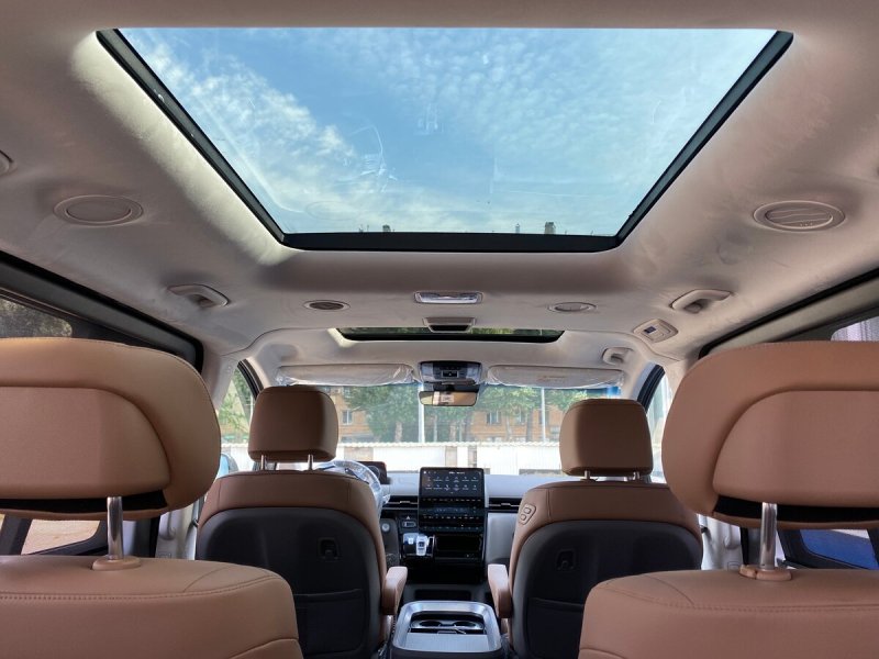 Hyundai Staria 2022 салон