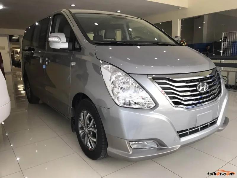 Hyundai Grand Starex 2020