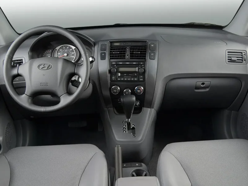 Hyundai Tucson 2007 салон