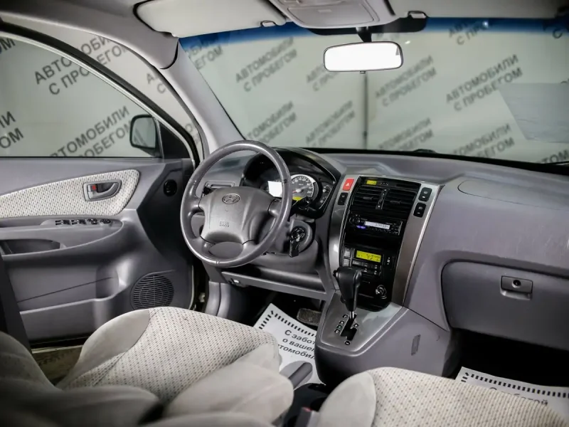 Hyundai Tucson 2007 салон