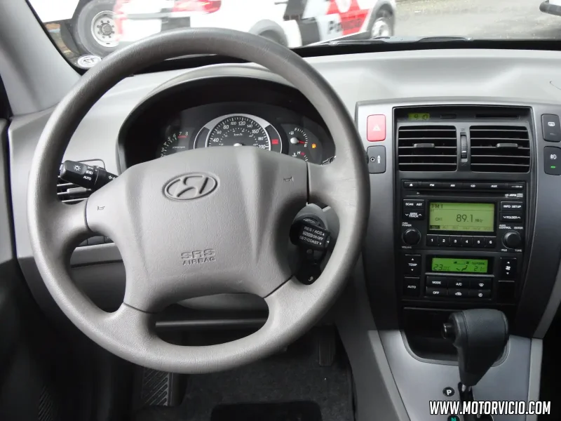 Hyundai Tucson 2007 салон