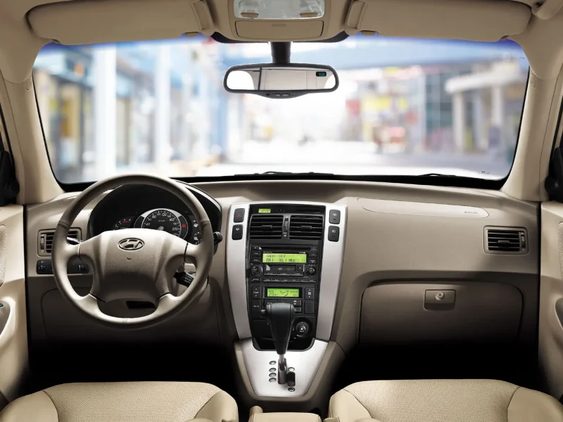 Hyundai Tucson 2007 салон