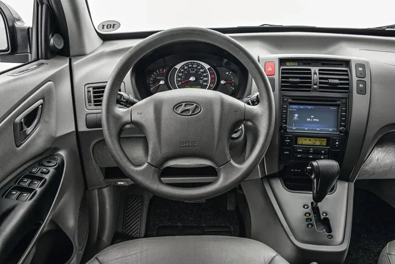 Hyundai Tucson 2008 салон