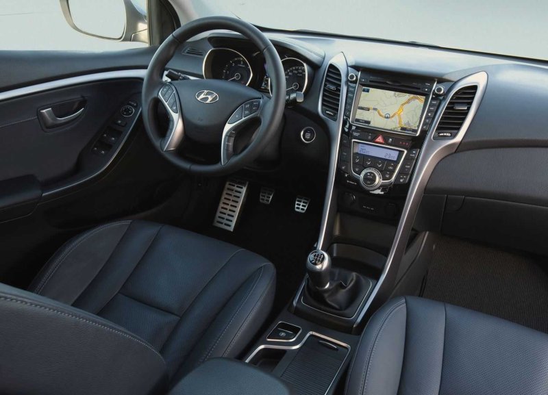 Hyundai i30 салон