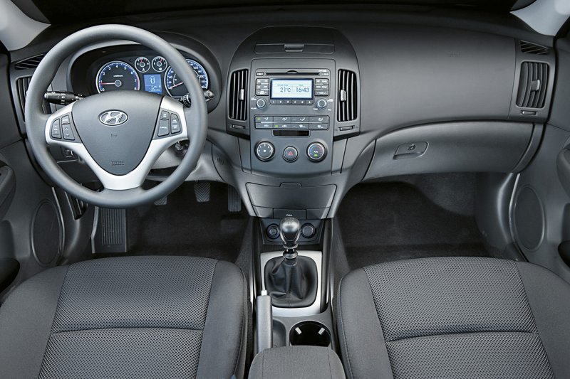 Hyundai i30 Interior 2010