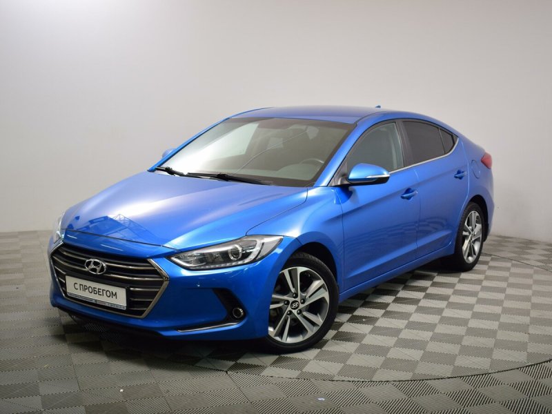 Hyundai Elantra 2018 салон