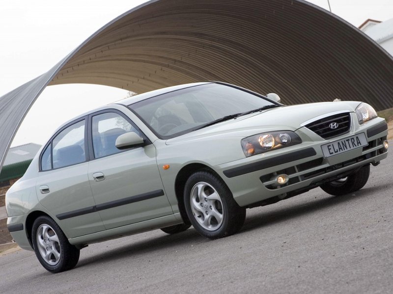 Hyundai Elantra XD 2004