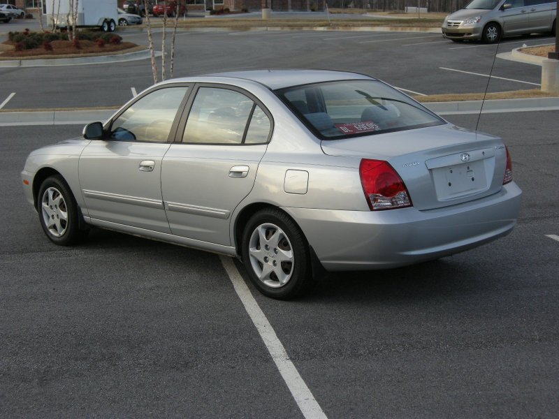 Hyundai Elantra 2004