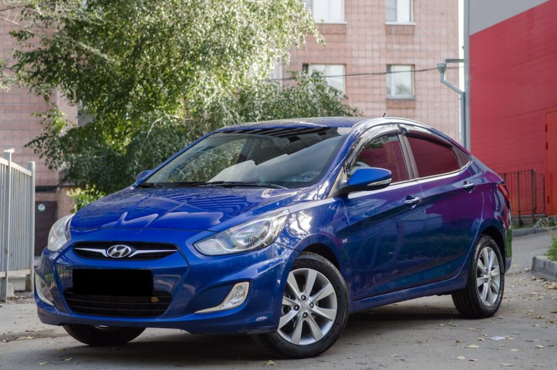 Hyundai Solaris 2012 1.6