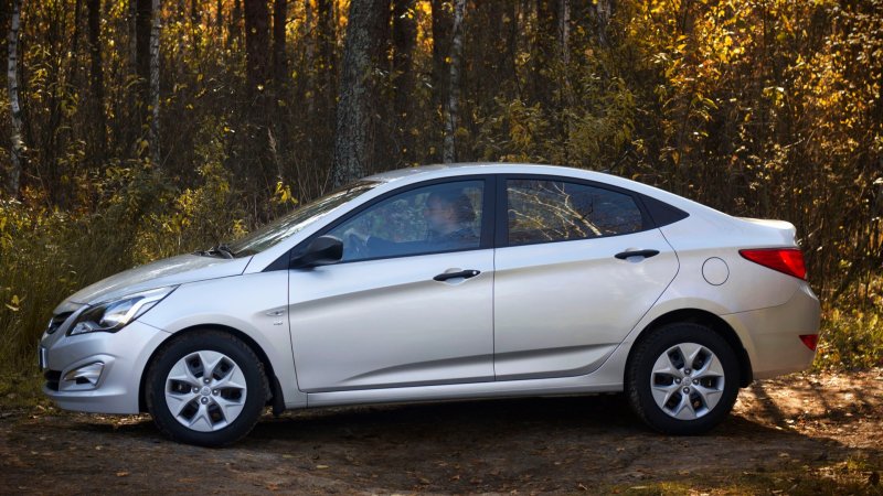 Hyundai Solaris 2012