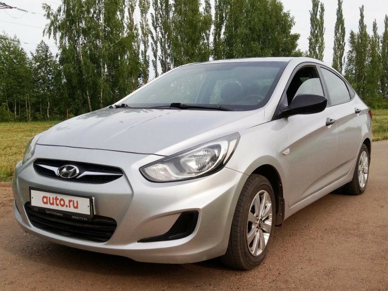 Hyundai Solaris 2012 белый