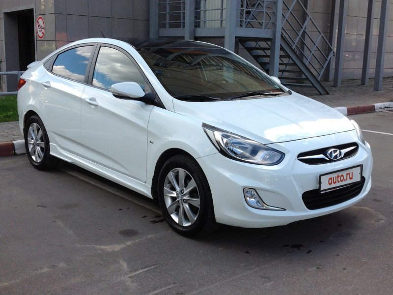 Слоан Hyundai Solaris 2013