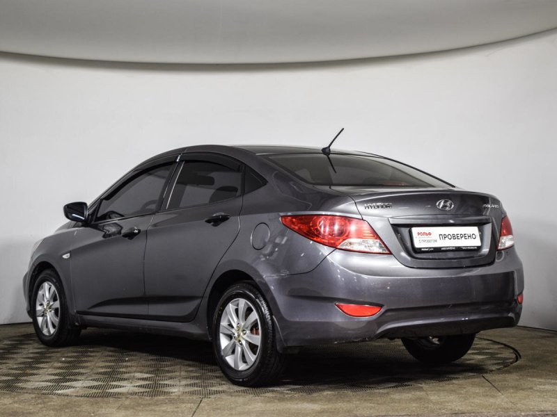 Hyundai Solaris 2013 седан