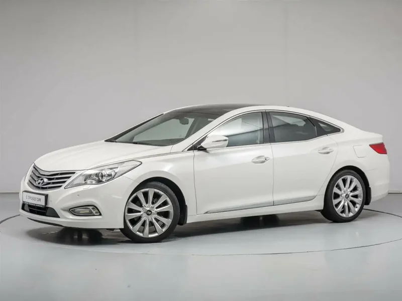 Hyundai Grandeur 2012 белый