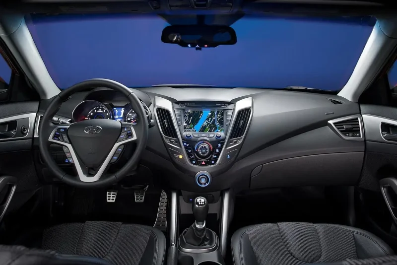 Hyundai Veloster 2012 салон