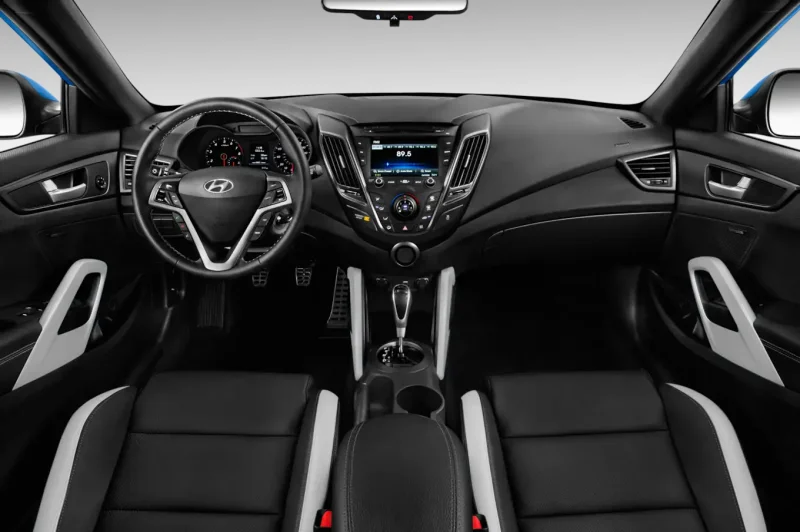 Hyundai Veloster 2020 салон