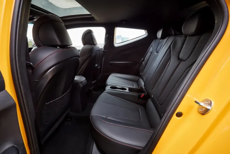 Hyundai Veloster 2020 салон
