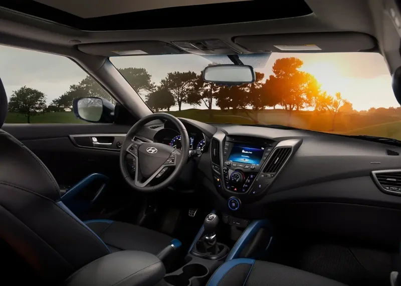Hyundai Veloster 2012 салон