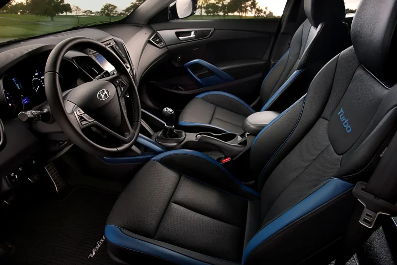 Hyundai Veloster 2013 турбо Interior