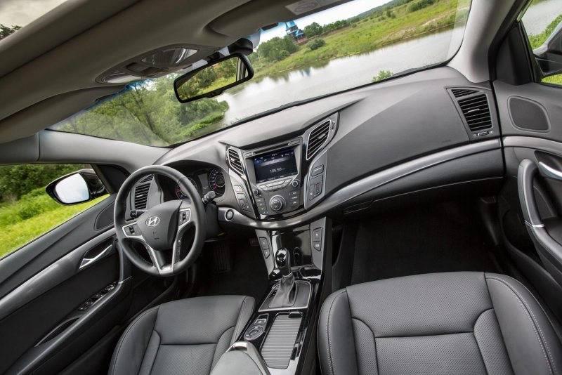 Hyundai i40 салон