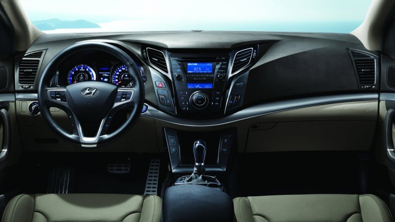 Hyundai i40 2016 салон