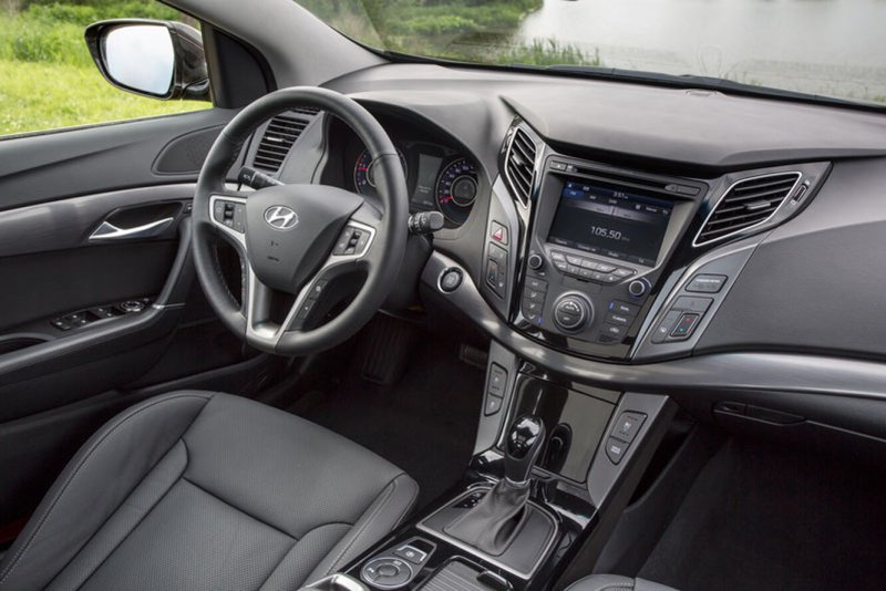 Hyundai i40 салон
