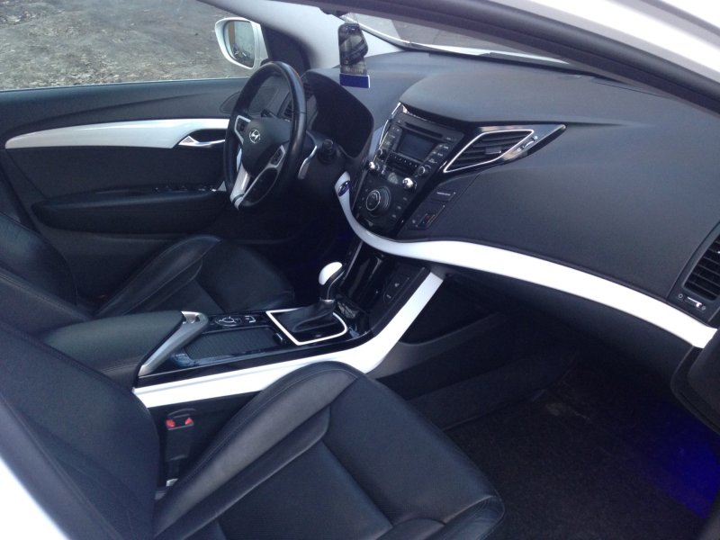I40 Hyundai 2013 2.0 автомат