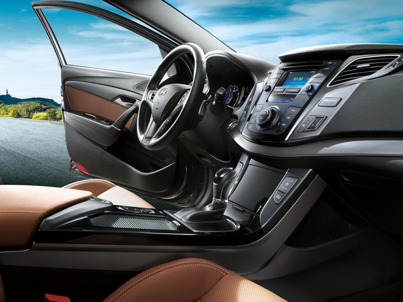 Hyundai i40 салон
