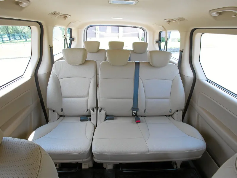 Hyundai h1 Interior