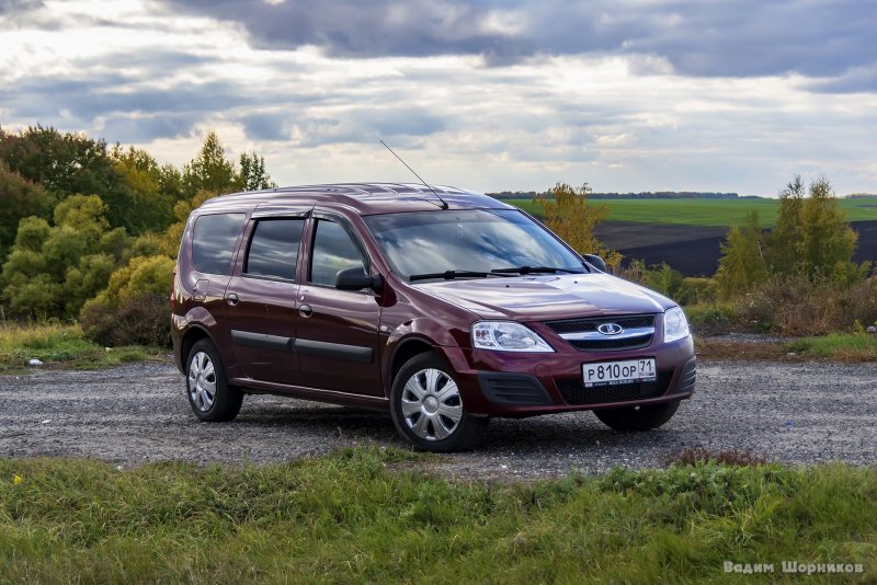 Lada Largus 2000