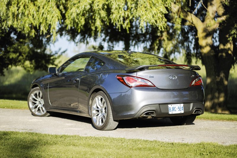Hyundai Genesis Coupe