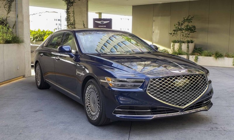 Hyundai Genesis g90 long