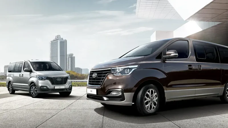 Hyundai Starex h1 2018 черный
