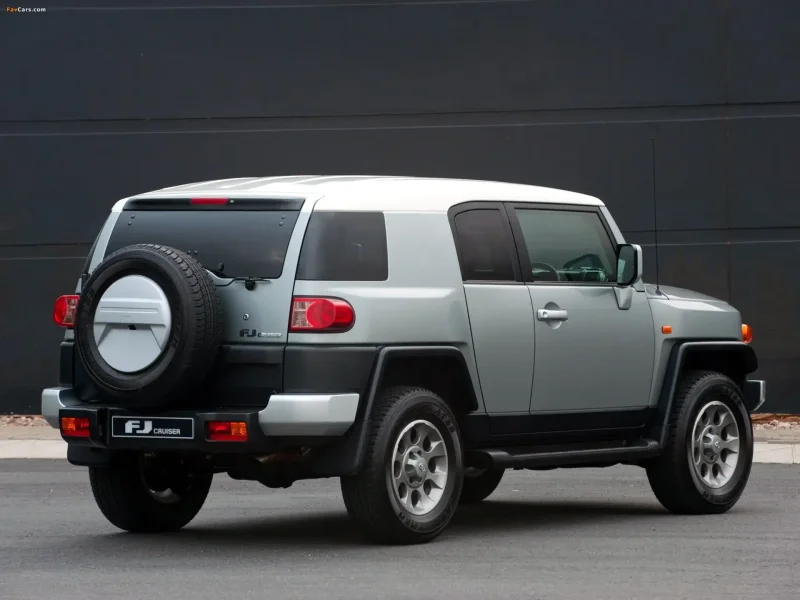 Toyota FJ Cruiser 2010